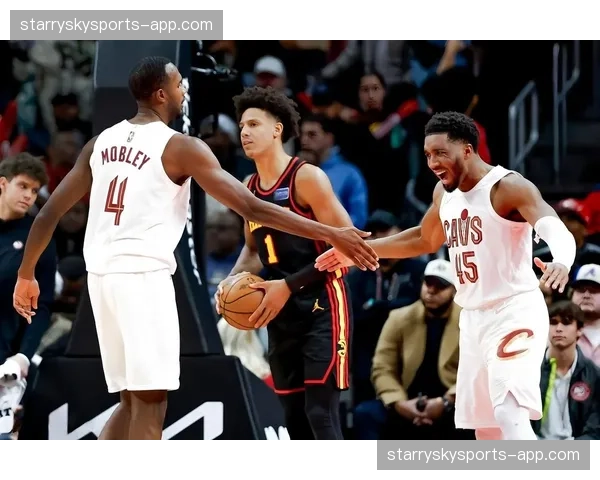 约翰逊东部周最佳老鹰核心展现全面身手